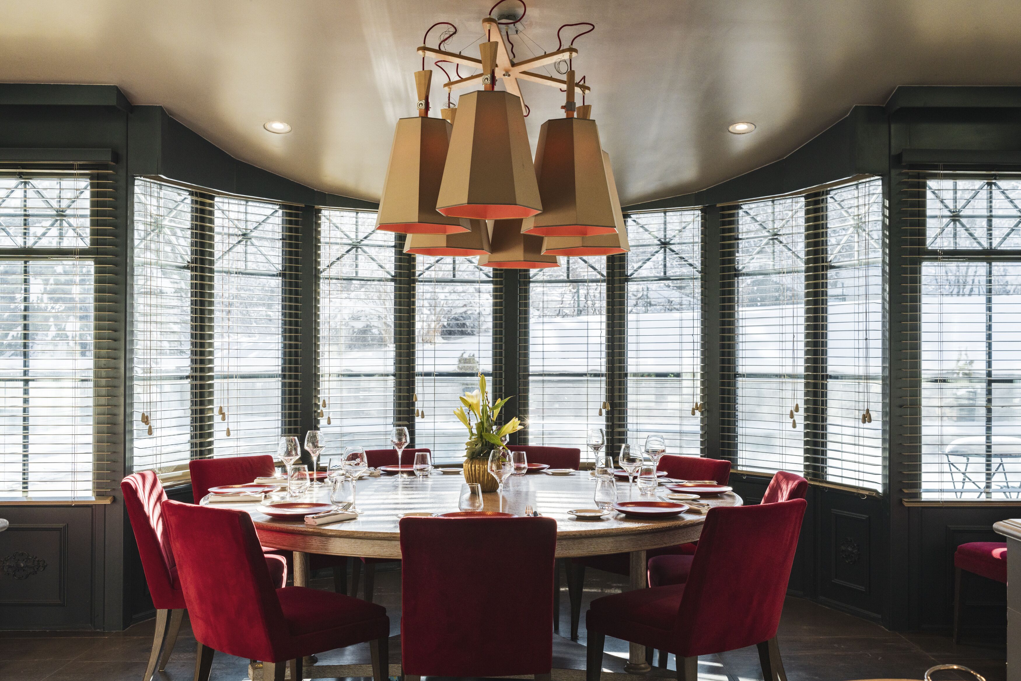 lunch and dinner served, local cuisine