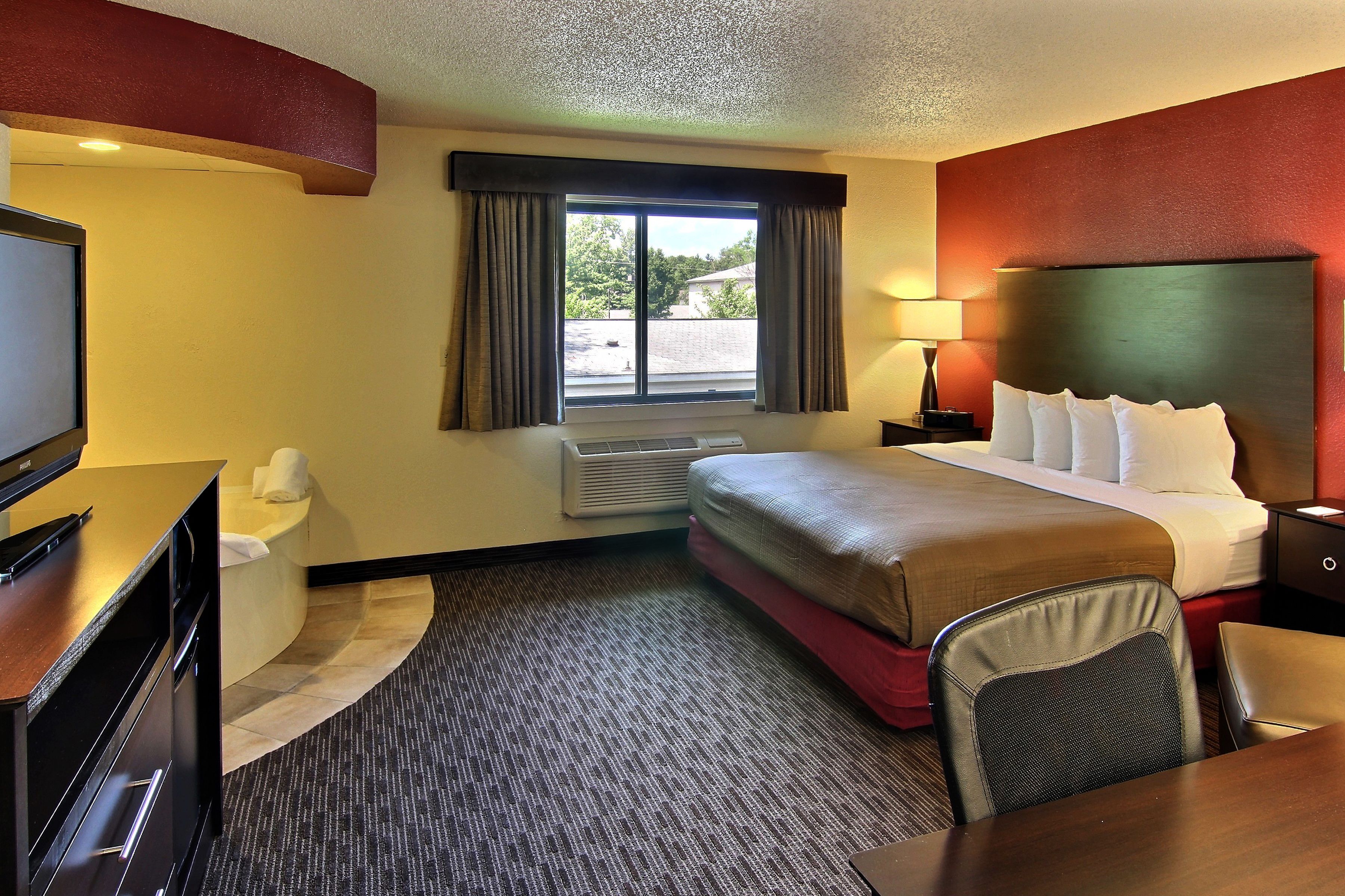 Blossom Hotel & Suites Traverse City