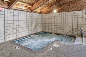 Piscine couverte