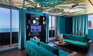 Suite, uitzicht op zee | Lakens van Egyptisch katoen, luxe beddengoed, een kluis op de kamer