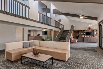 AmericInn by Wyndham Crookston U of M Crookston