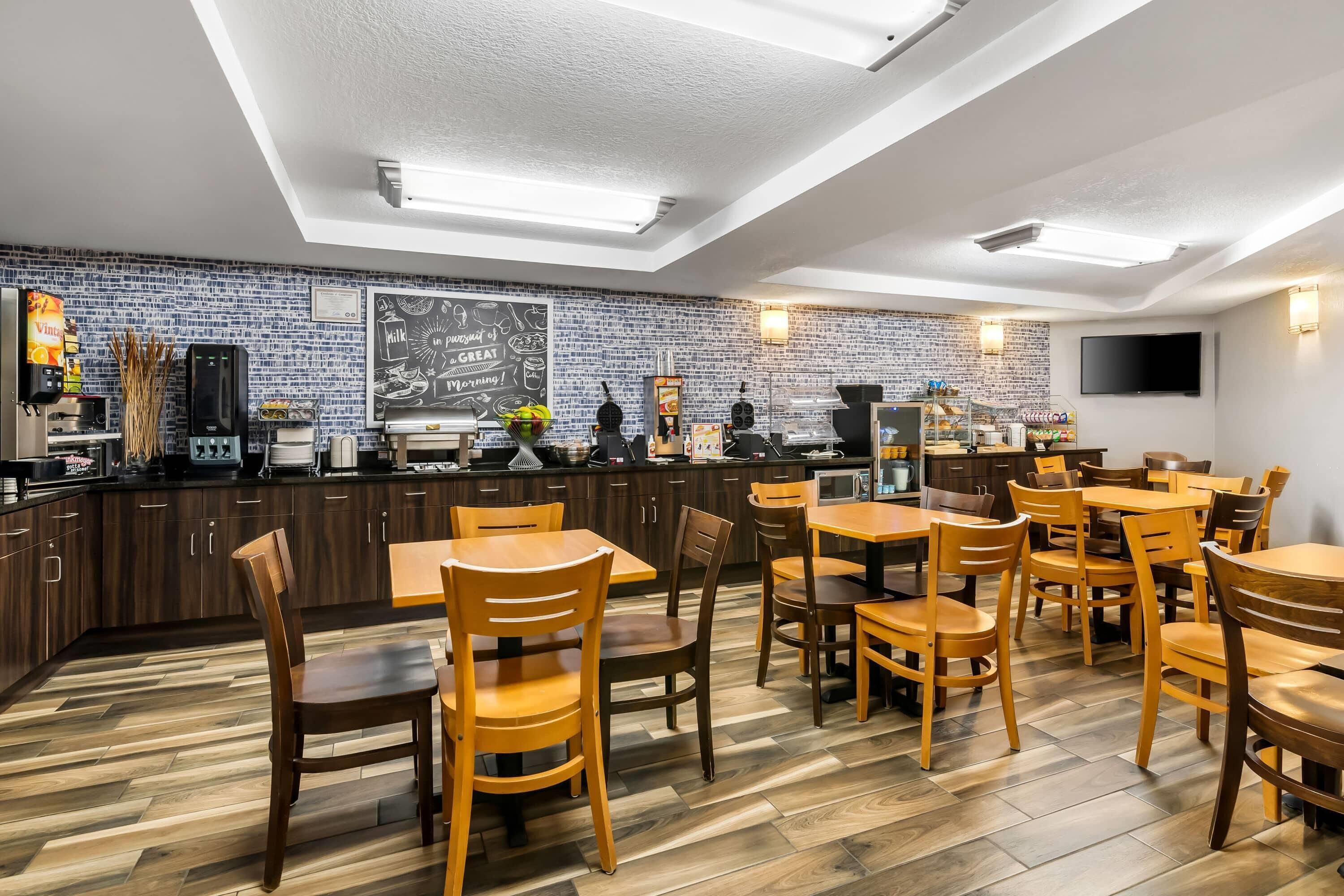 Desayuno de autoservicio incluido todos los días