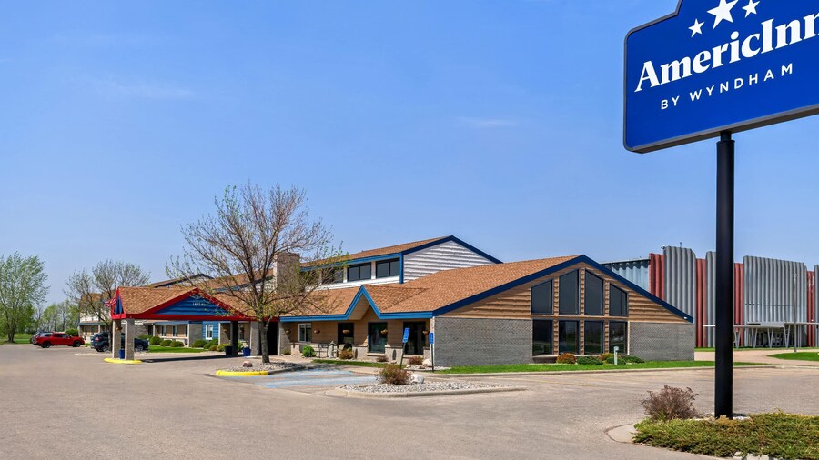 AmericInn by Wyndham Crookston U of M Crookston