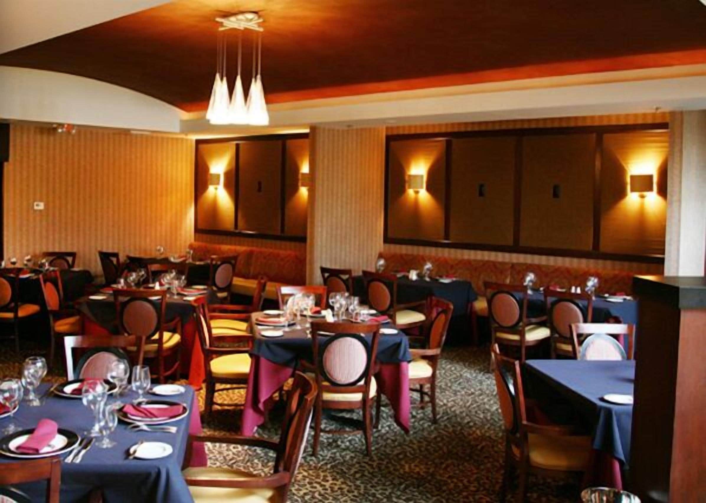 Daily buffet breakfast (USD 10.00 per person)