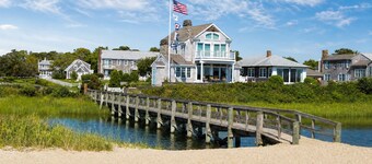Colonial Acres Resort
