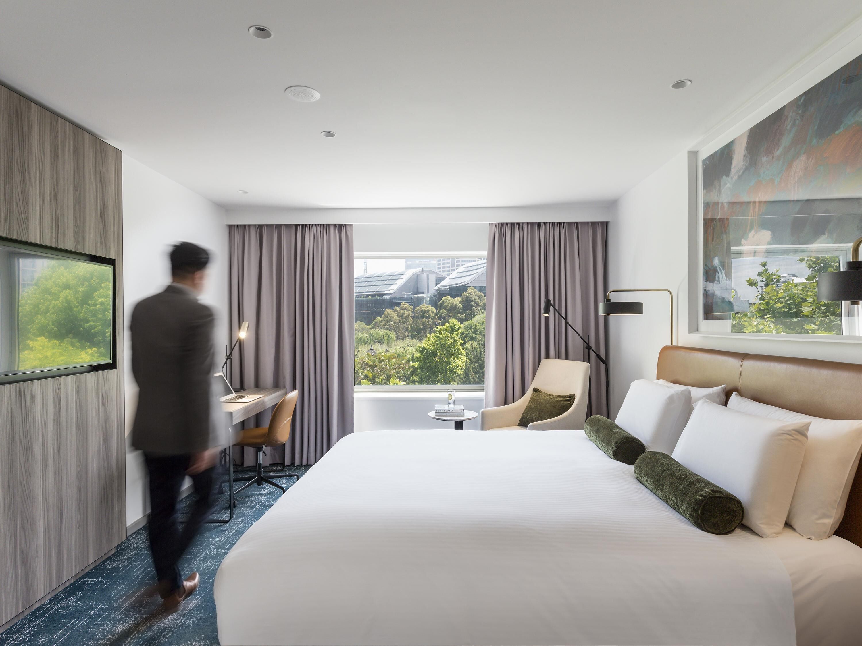 hypo-allergenic bedding, minibar, in-room safe, desk