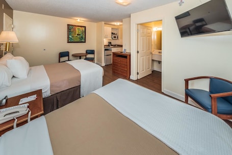 In-room safe, iron/ironing board, rollaway beds, free WiFi. Tampa Bay Extended Stay Hotel