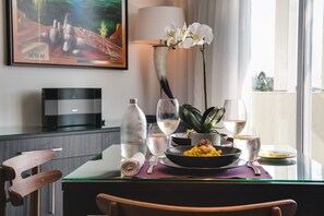 Altitude Suite | In-room dining - Point Hotel (Kangaroo Point)