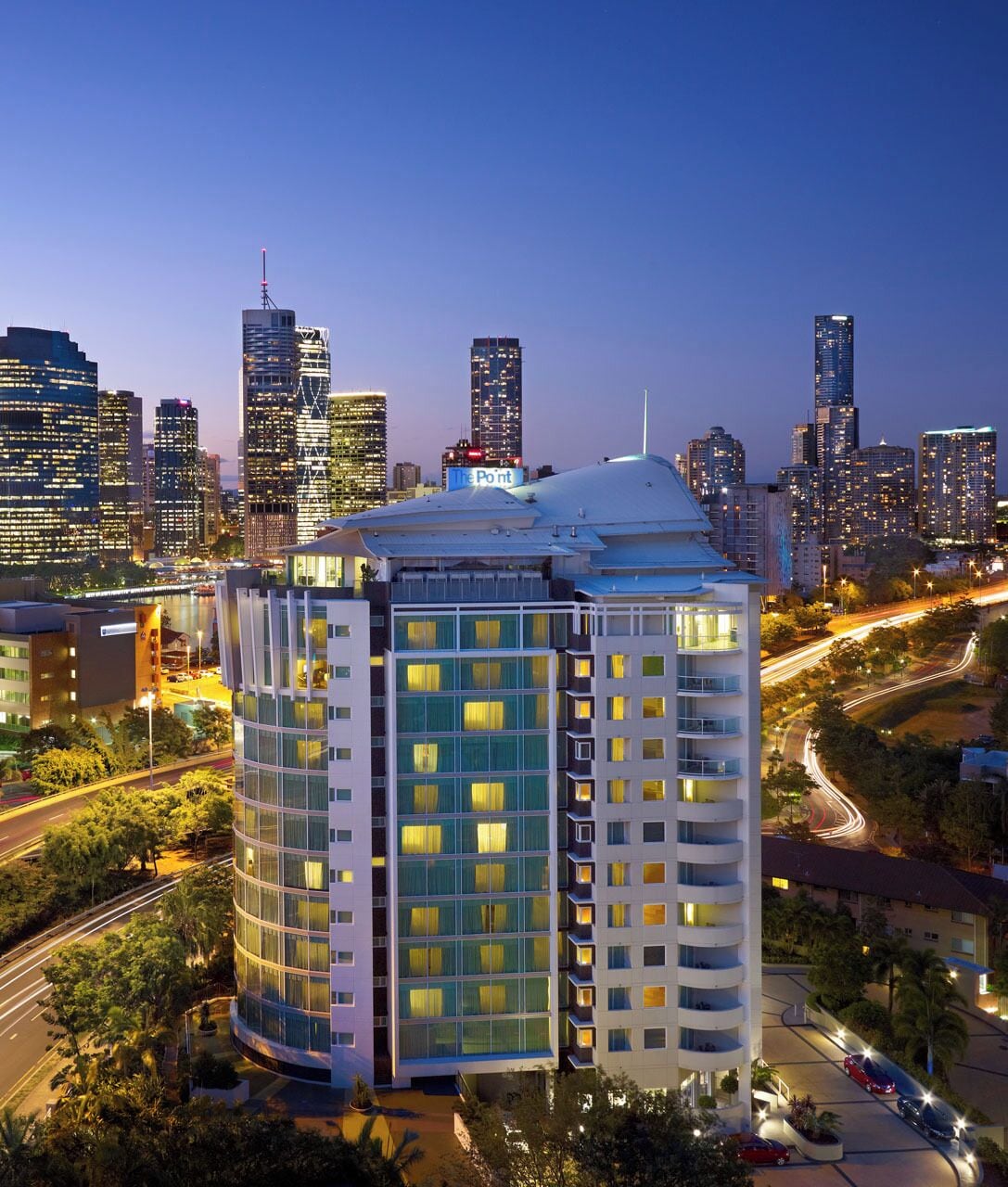 Caja de seguridad en la habitación, escritorio y cortinas blackout 