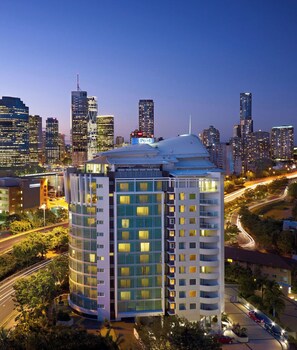 Renovation Special | 1 bedroom, in-room safe, desk, blackout drapes