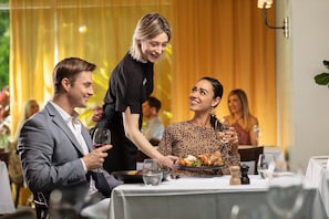 Bar (on property) - Point Hotel (Kangaroo Point)