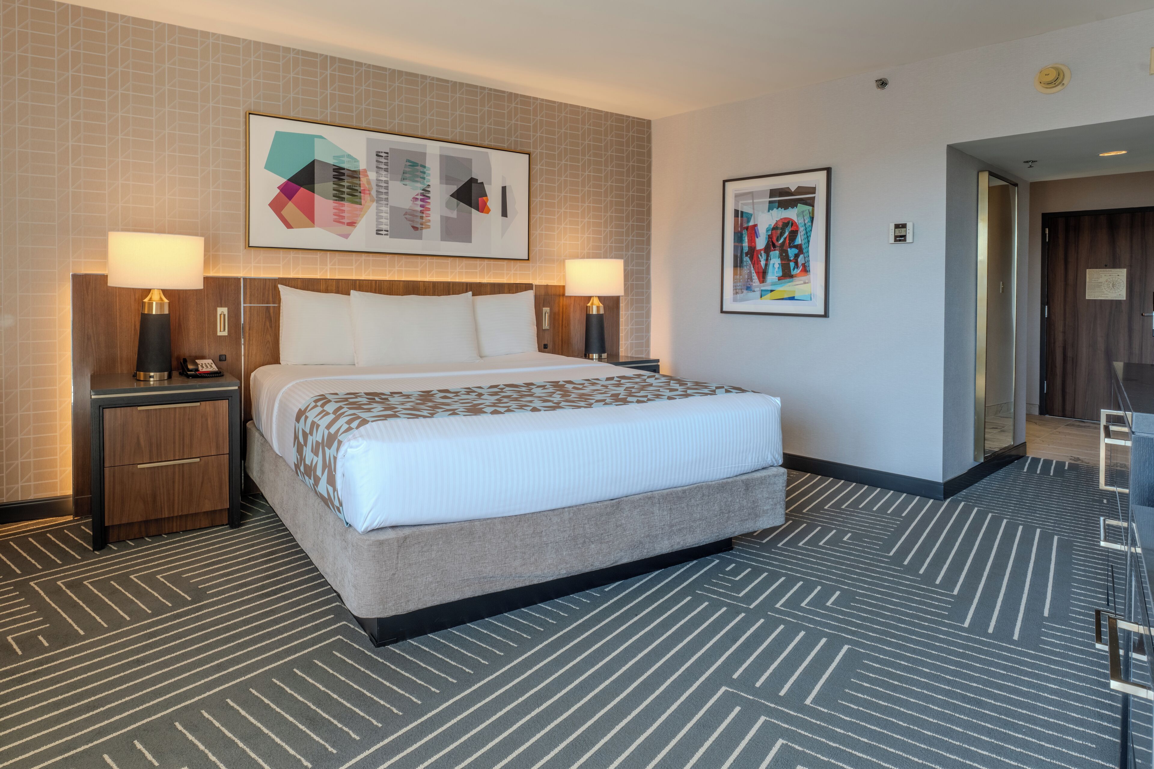 classic 1 king - stardust tower | in-room safe, desk, iron/ironing board, free wifi