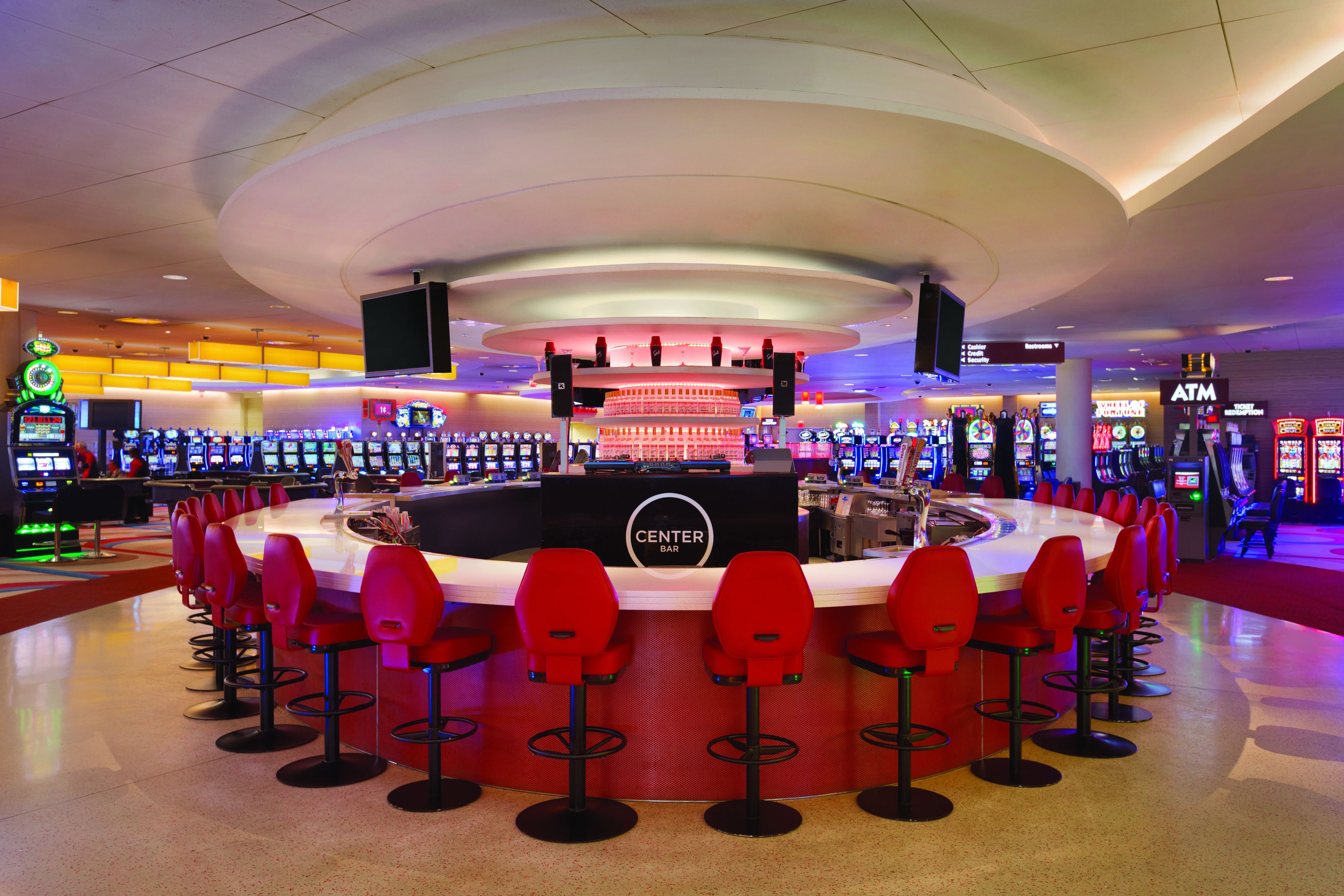 3 bar/dinlenme salonu 