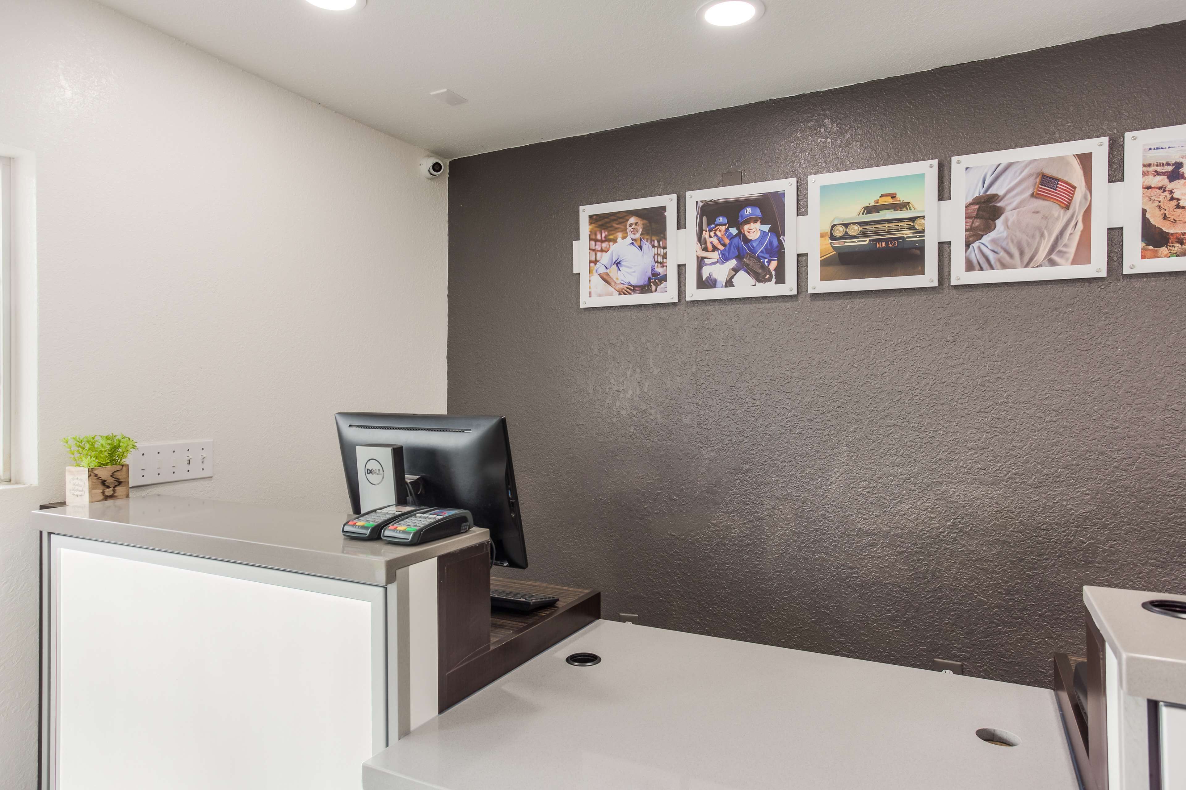 Photo - Studio 6 Extended Stay - Jacksonville, FL - South