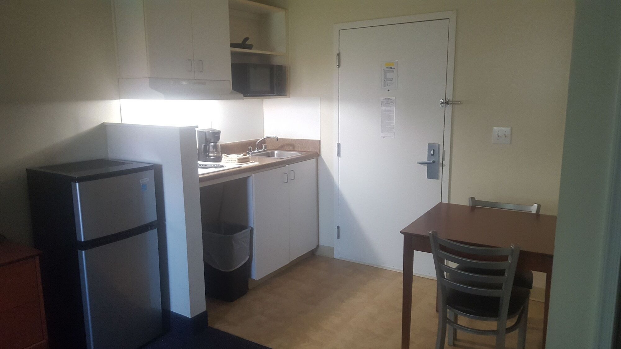 Photo - Studio 6 Extended Stay - Jacksonville, FL - South