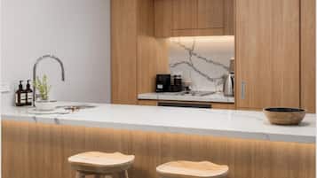 Fridge, microwave, stovetop, electric kettle