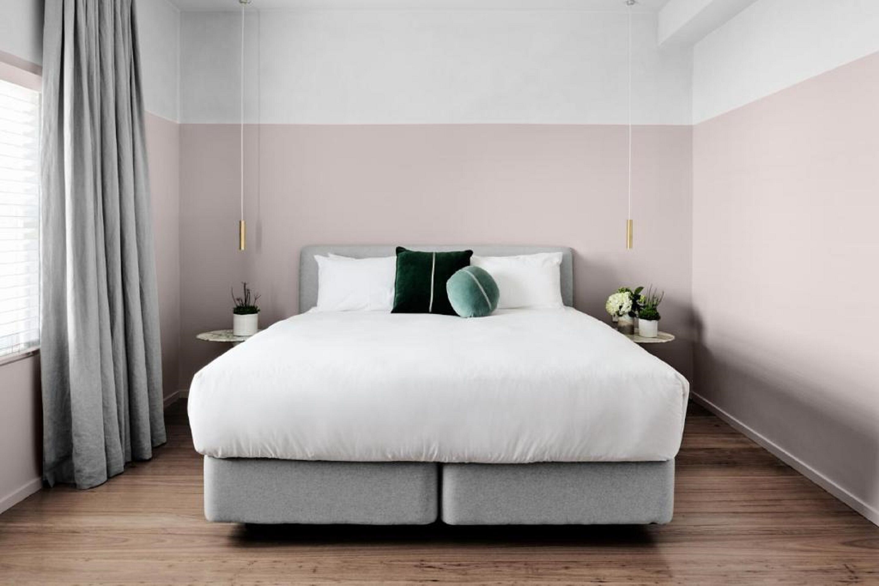 Allergikerbettwaren, Minibar, Zimmersafe, Bügeleisen/Bügelbrett