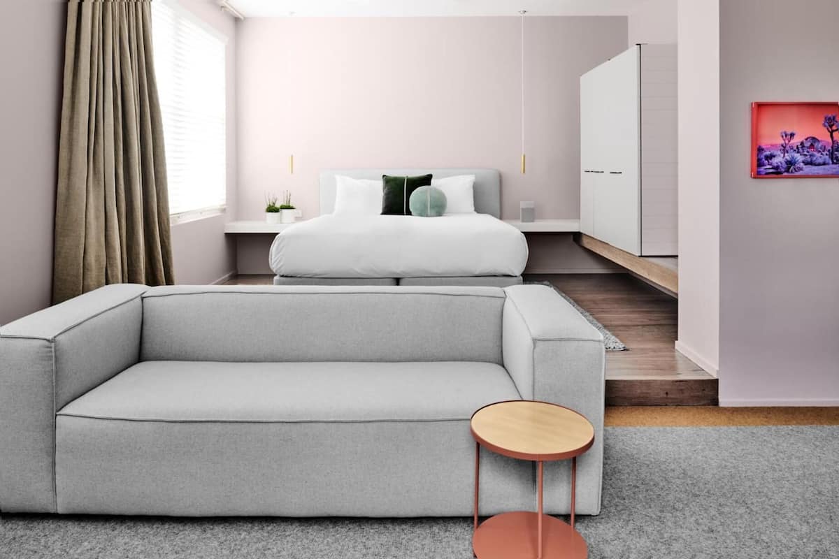 Hypo-allergenic bedding, minibar, in-room safe, iron/ironing board