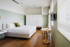 Ropa de cama hipoalergénica y minibar 