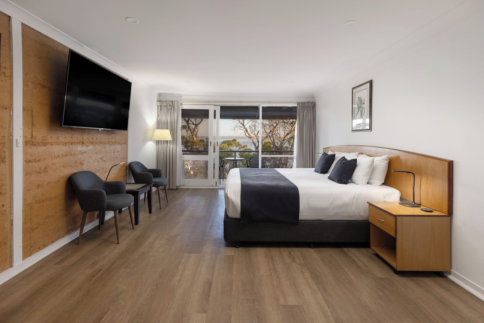 Suite | 1 slaapkamer, een kluis op de kamer, een bureau