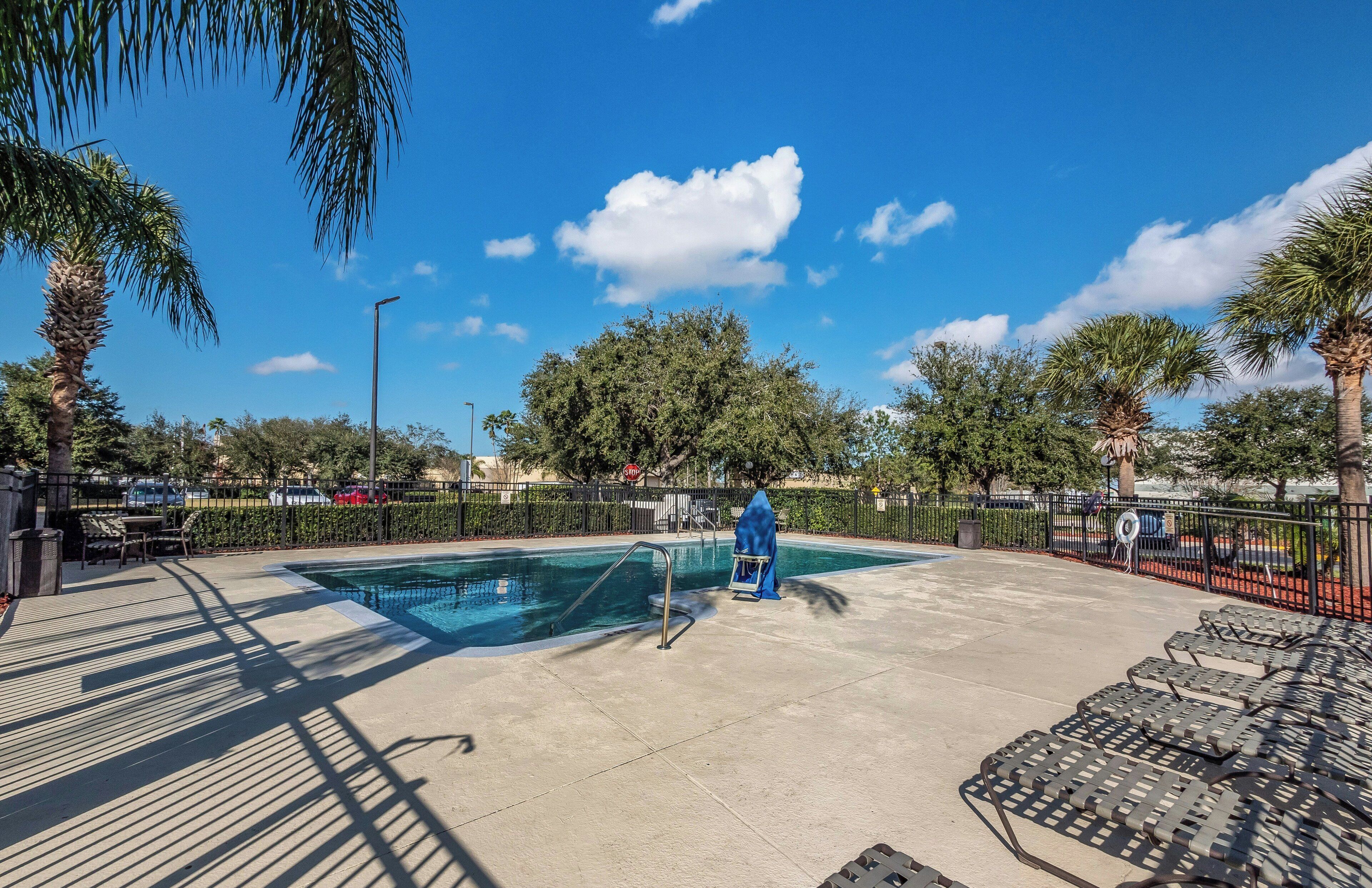 Foto - HomeTowne Studios by Red Roof Orlando South