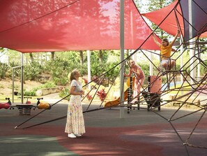 Children’s play area – outdoor