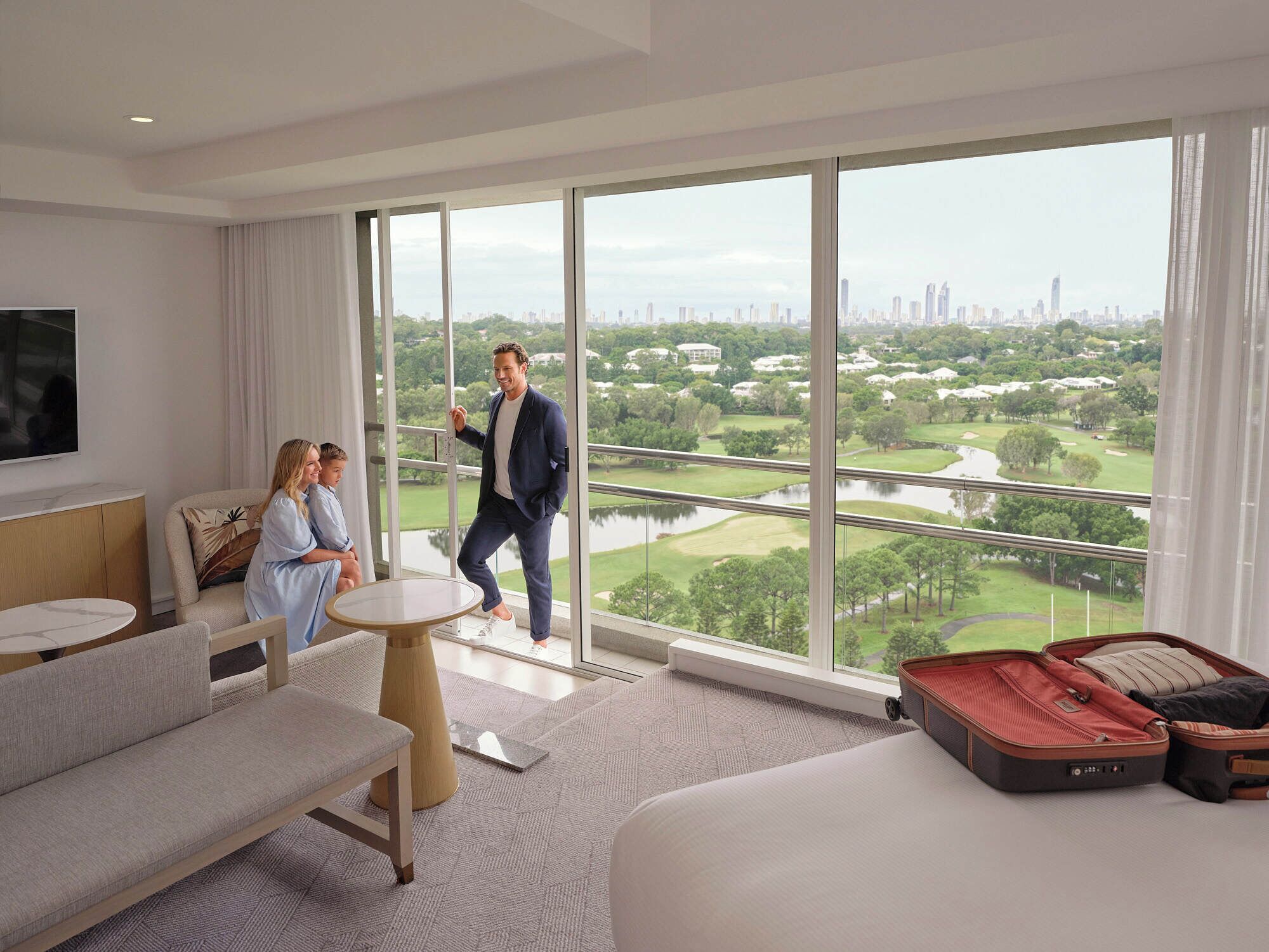 1 bedroom, pillow-top beds, minibar, in-room safe