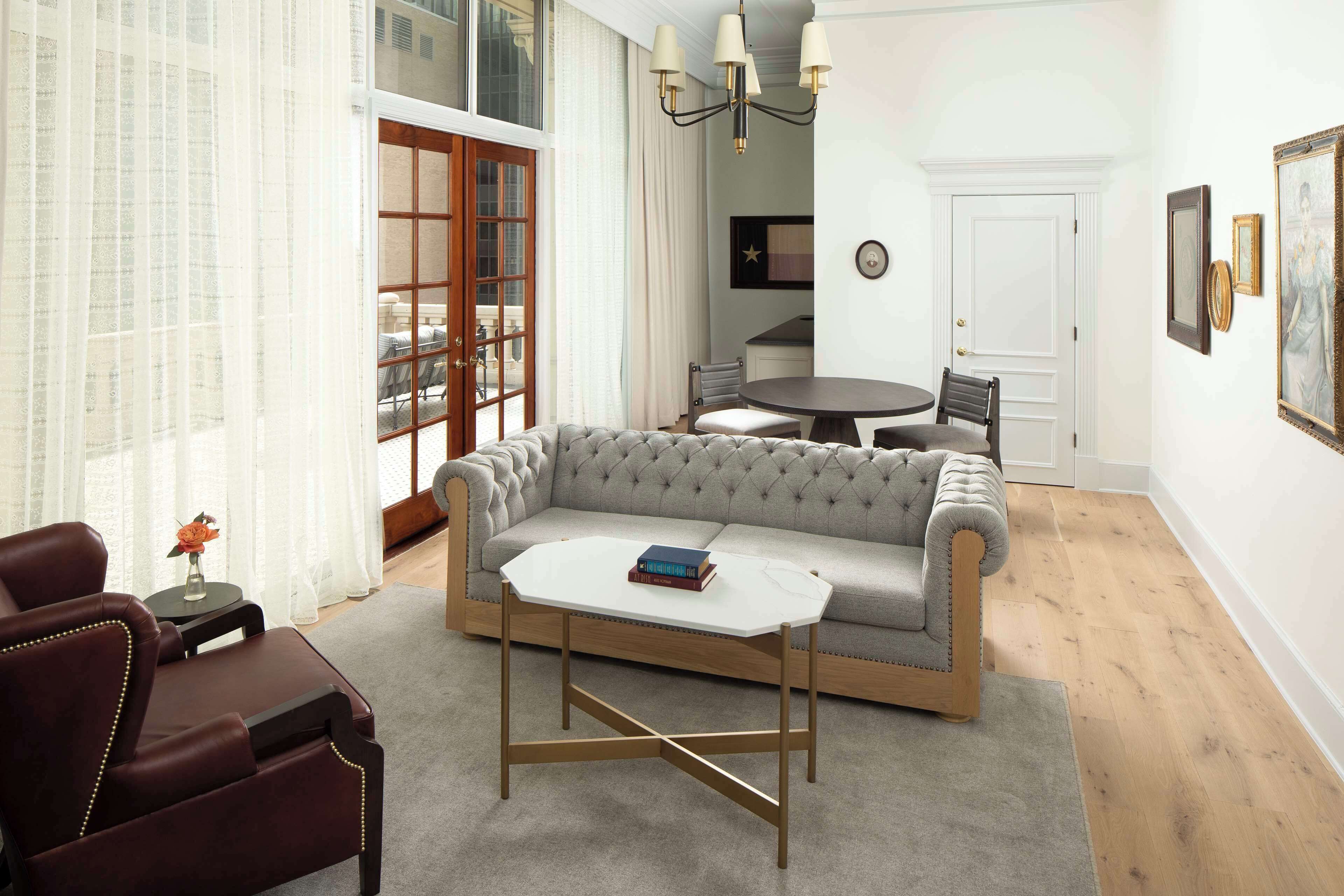 1 bedroom, hypo-allergenic bedding, pillow-top beds, minibar