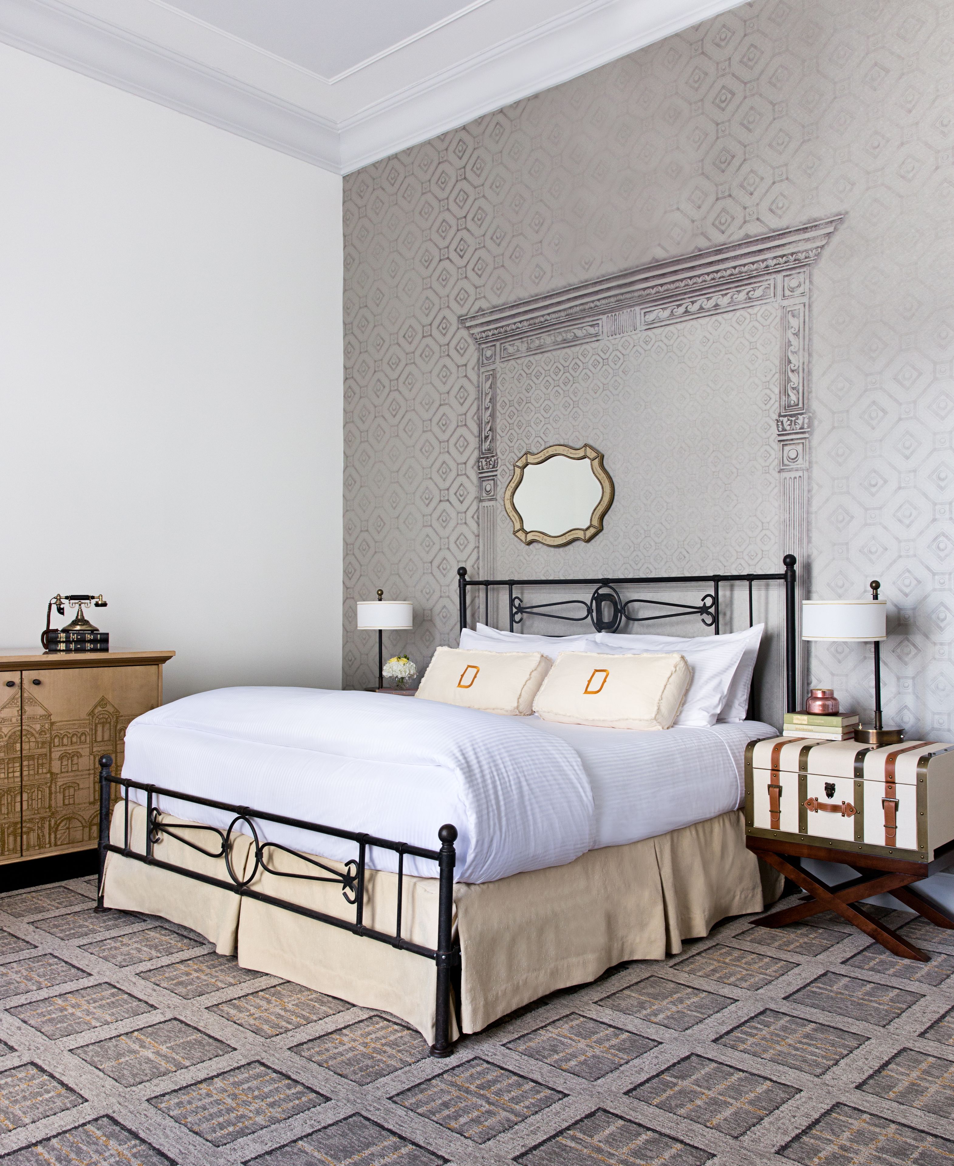 防敏寢具、特厚豪華床墊、迷你吧、房內夾萬