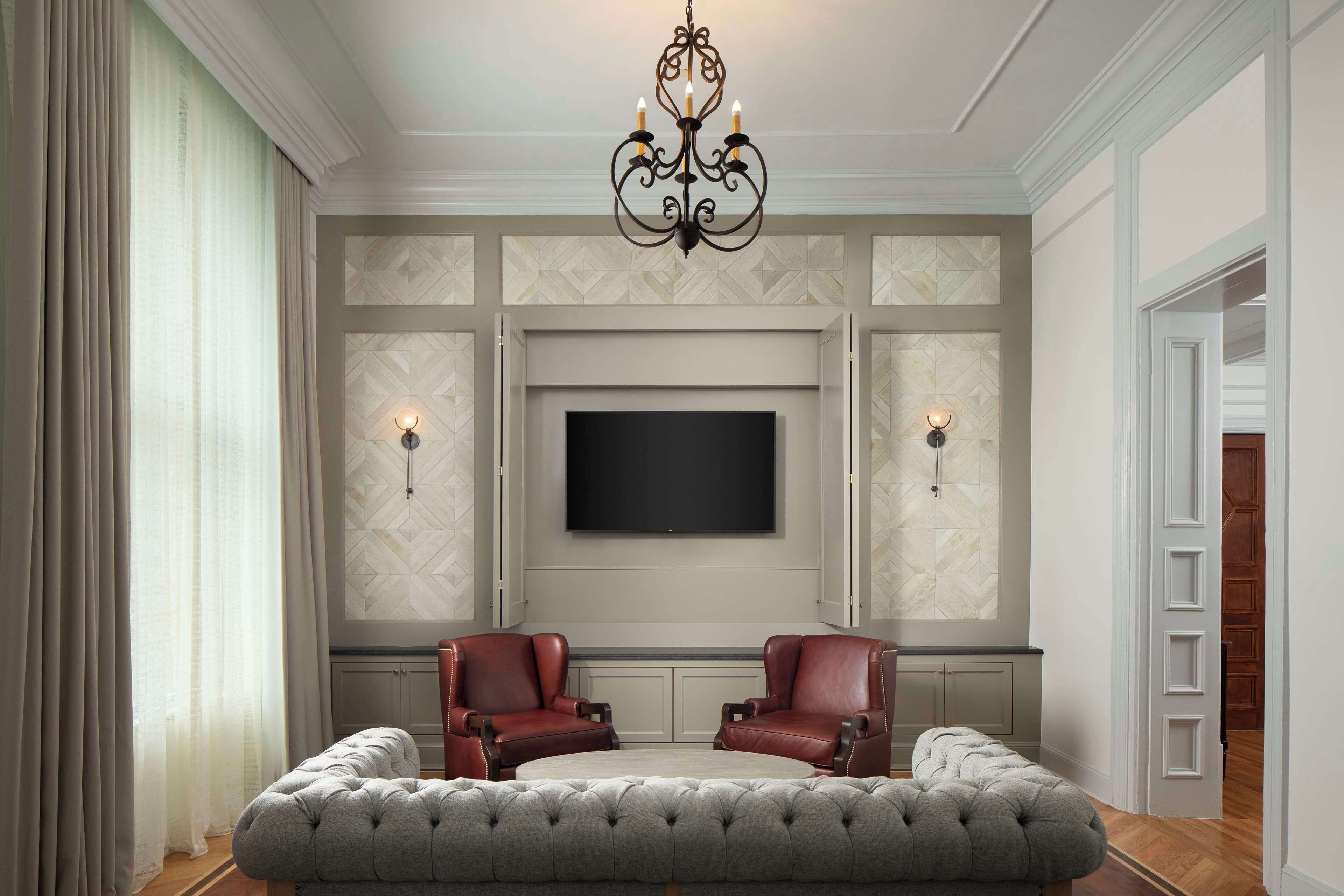 1 bedroom, hypo-allergenic bedding, pillow-top beds, minibar