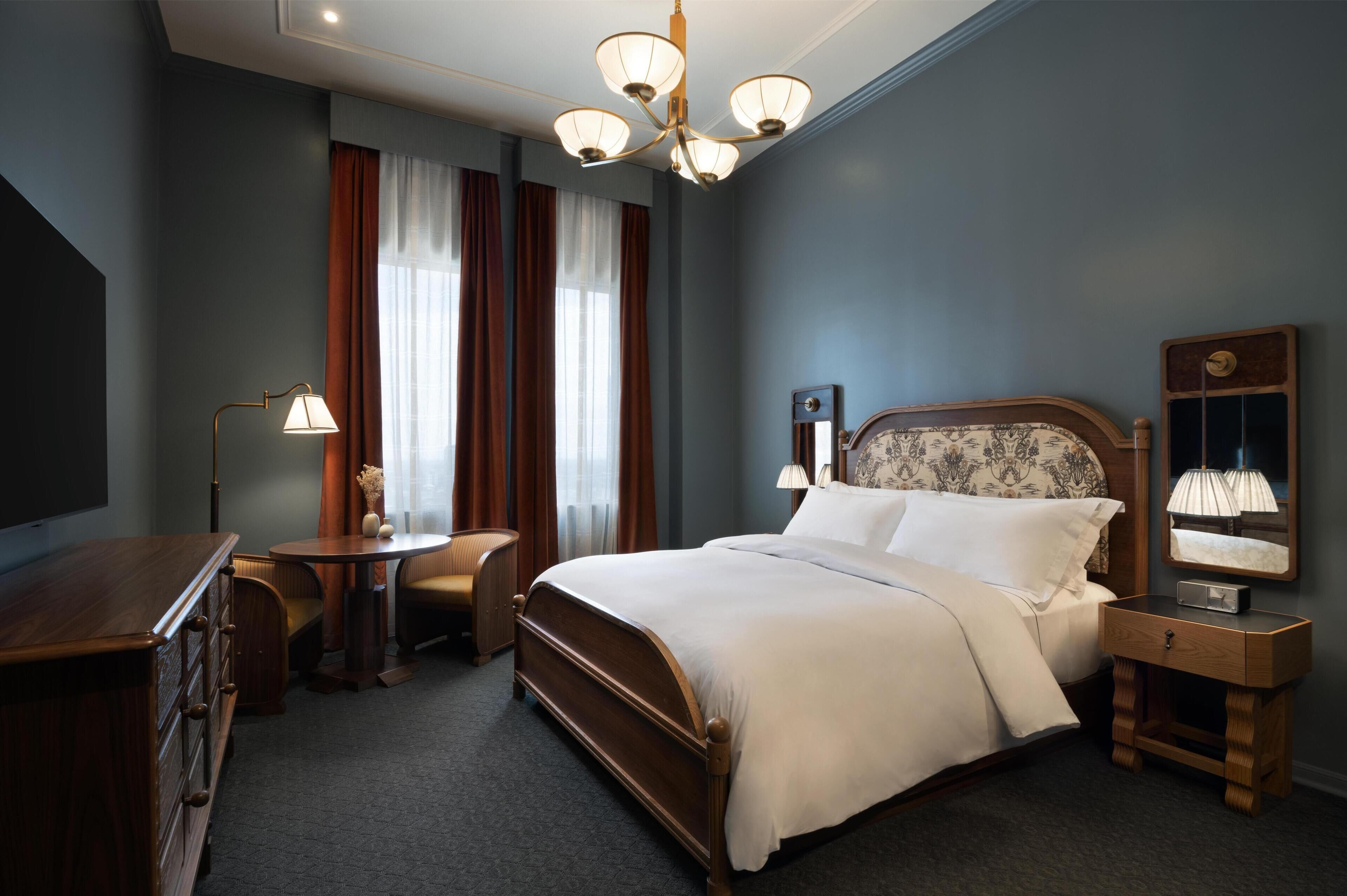 Hypo-allergenic bedding, pillowtop beds, minibar, in-room safe