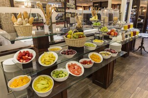 Desayuno buffet incluido todos los días 