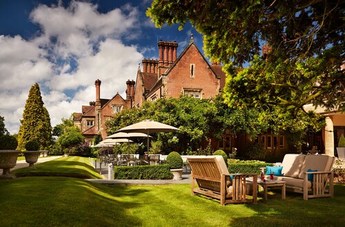 Alexander House And Utopia Spa