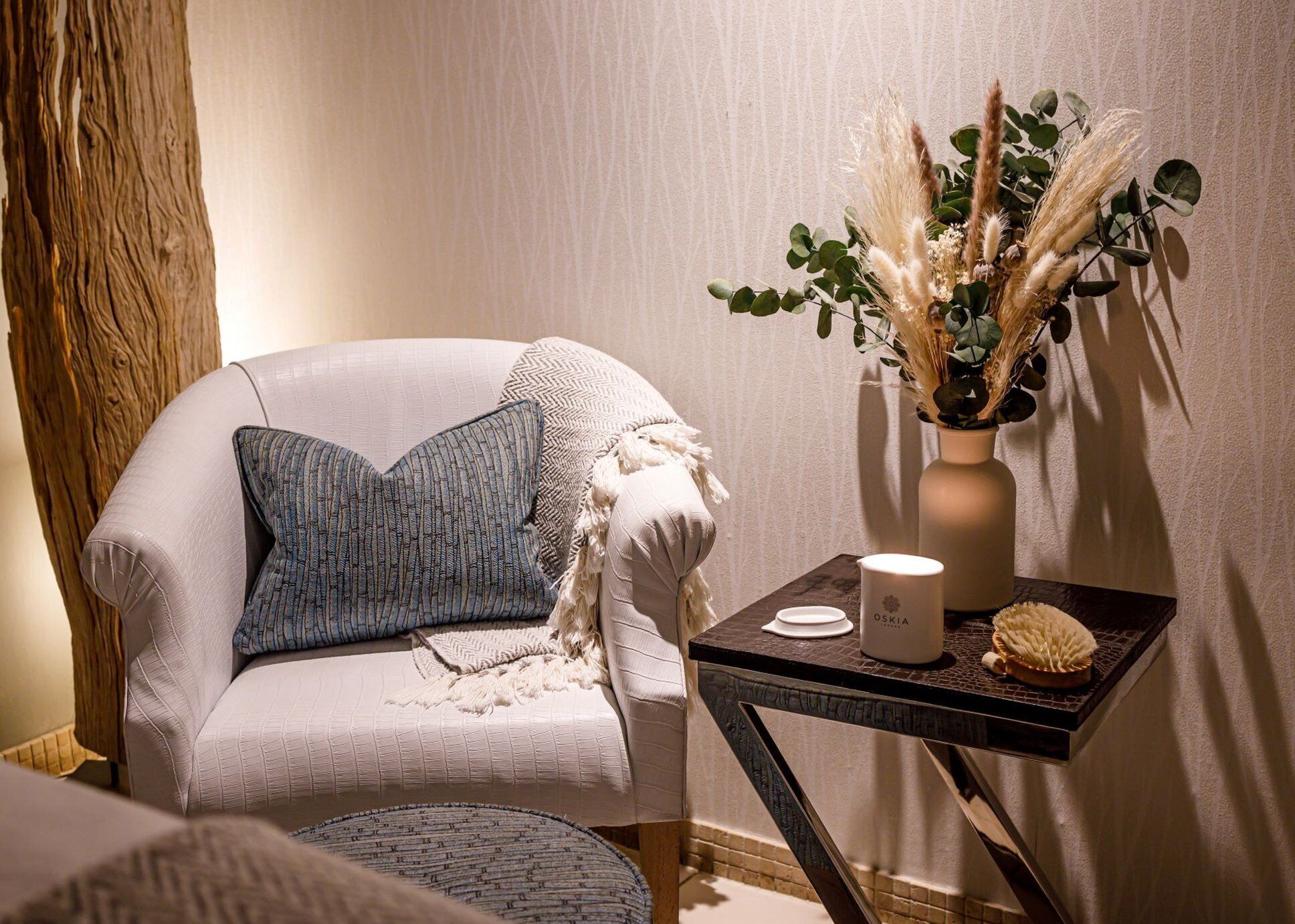 couples treatment room(s), sauna, hot tub, steam room, body treatments