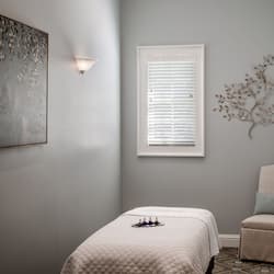 Couples treatment rooms, sauna, steam room, body treatments