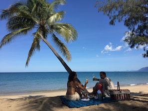 Private beach, white sand, sun-loungers, beach towels