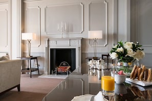 Literie de qualité supérieure, coffres-forts dans les chambres