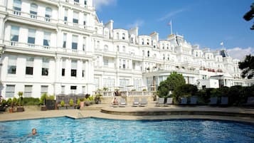 Indoor pool, seasonal outdoor pool, sun loungers