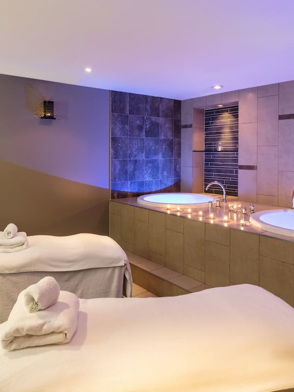 Couples treatment rooms, Turkish bath, body treatments, hydrotherapy