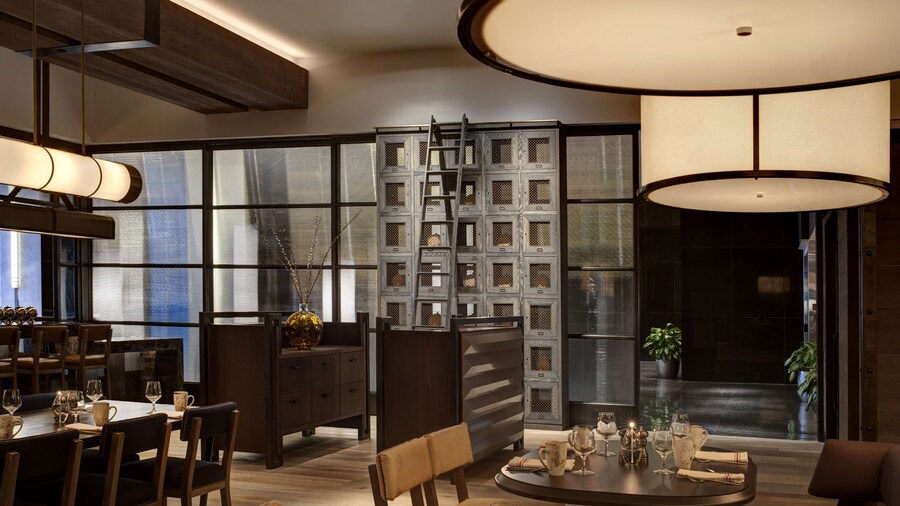 Loews Philadelphia Hotel