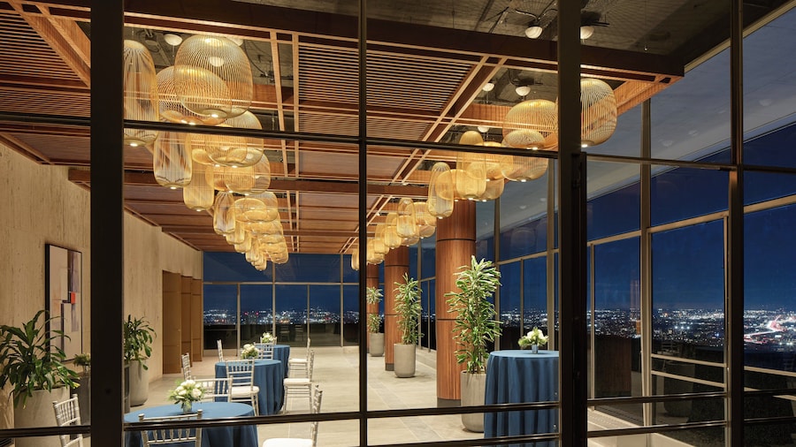 Loews Philadelphia Hotel