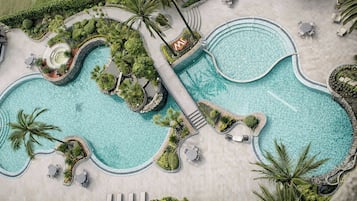 Outdoor pool, pool umbrellas, sun loungers