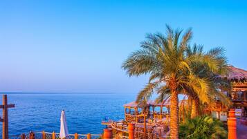 Privat strand, massasje på stranden, fridykking og snorkling
