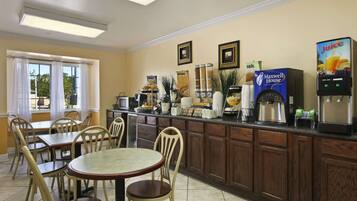 Breakfast area