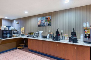 Desayuno continental incluido todos los días 