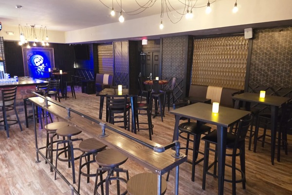 Sports bar