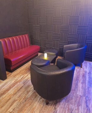 Sports bar