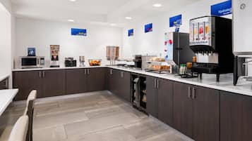 Free daily full breakfast