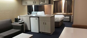 Microtel Inn & Suites by Wyndham Houston