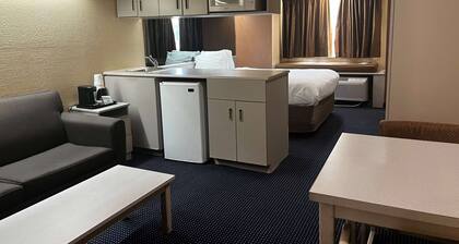 Microtel Inn & Suites by Wyndham Houston